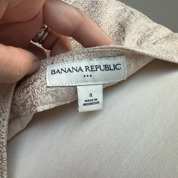 Banana Republic Gold Brocade Mini Skirt sz 4 - Picture 9 of 11